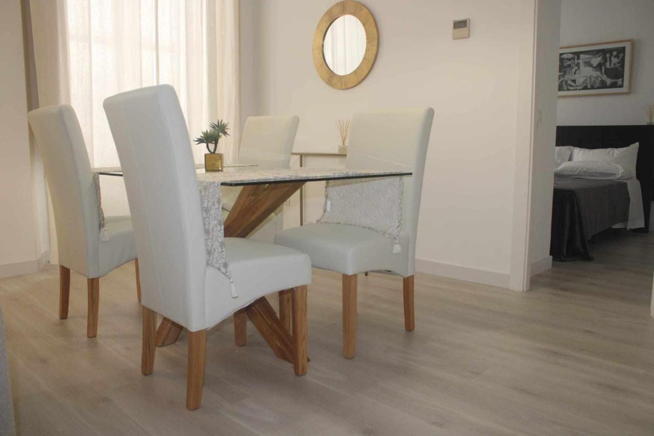 Acogedor Apartamento En El Corazon De Malaga Apartment Ngoại thất bức ảnh